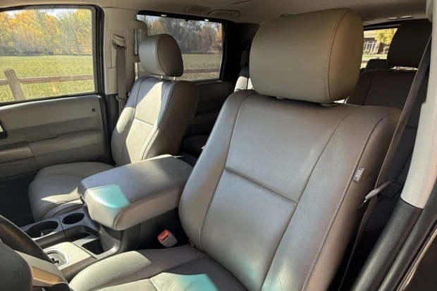 2016 Toyota Sequoia 2nd Gen - Image 4 of 7