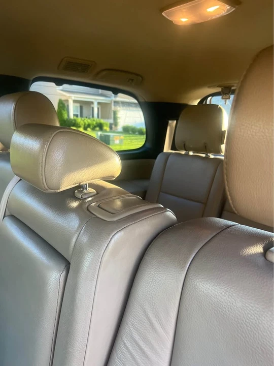 2016 Toyota Sequoia 2nd Gen - Image 10 of 15