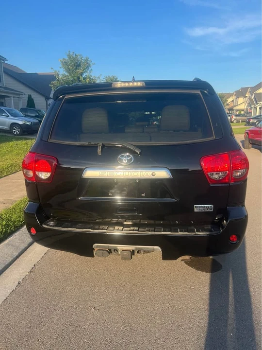 2016 Toyota Sequoia 2nd Gen - Image 2 of 15