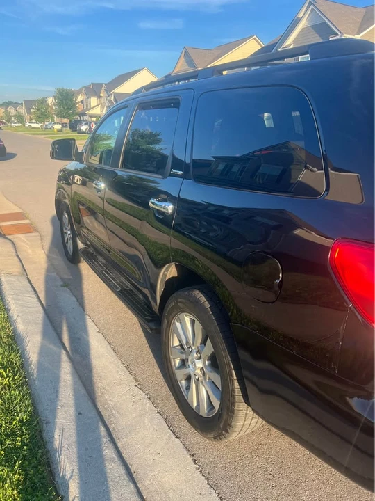 2016 Toyota Sequoia 2nd Gen - Image 3 of 15