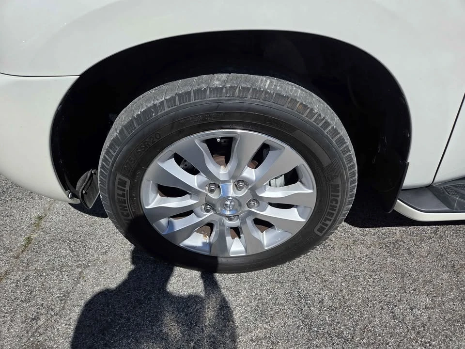 2016 Toyota Sequoia 2nd Gen - Image 7 of 20