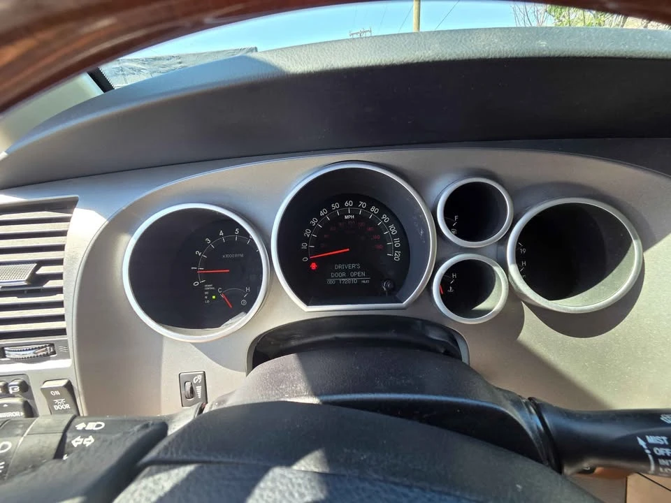 2016 Toyota Sequoia 2nd Gen - Image 16 of 20