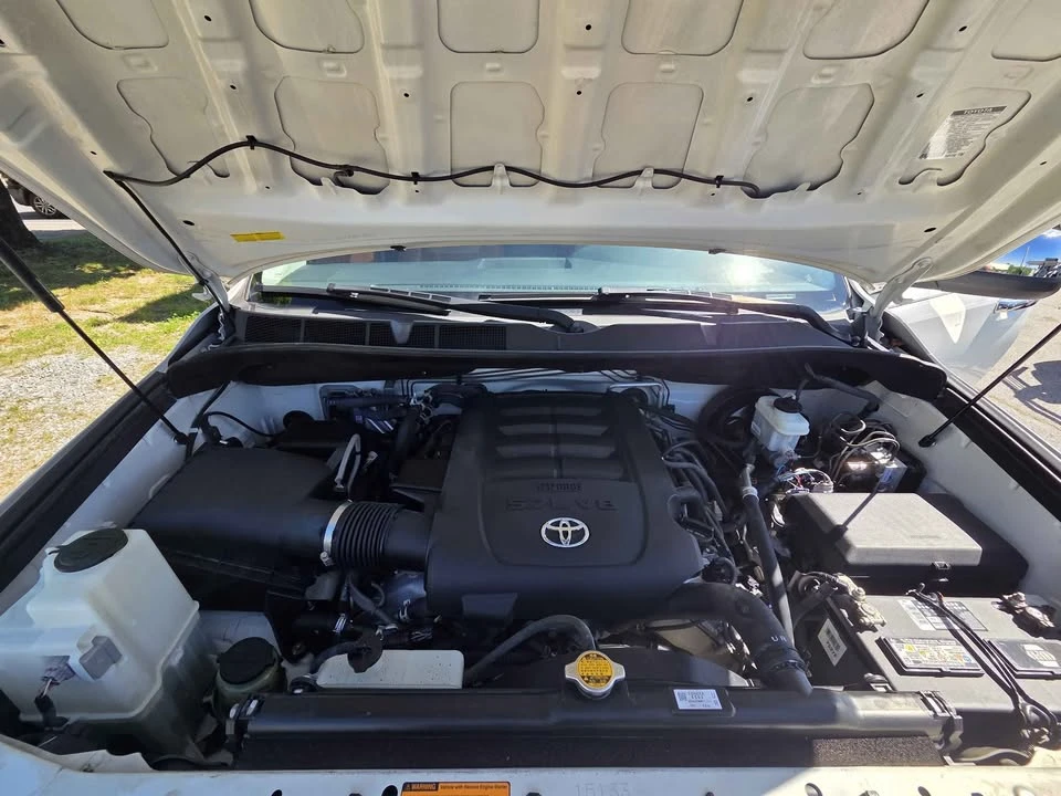 2016 Toyota Sequoia 2nd Gen - Image 19 of 20