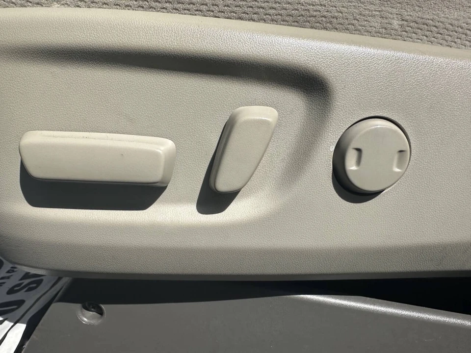 2016 Toyota Sienna 3rd Gen - Image 13 of 21