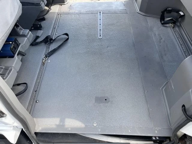 2016 Toyota Sienna 3rd Gen - Image 28 of 31