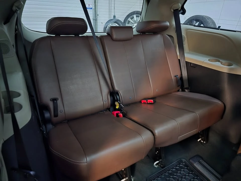 2016 Toyota Sienna 3rd Gen - Image 8 of 20