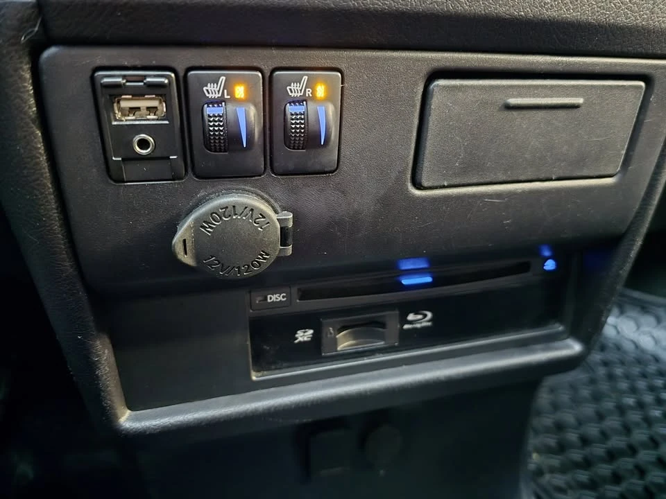 2016 Toyota Sienna 3rd Gen - Image 13 of 20