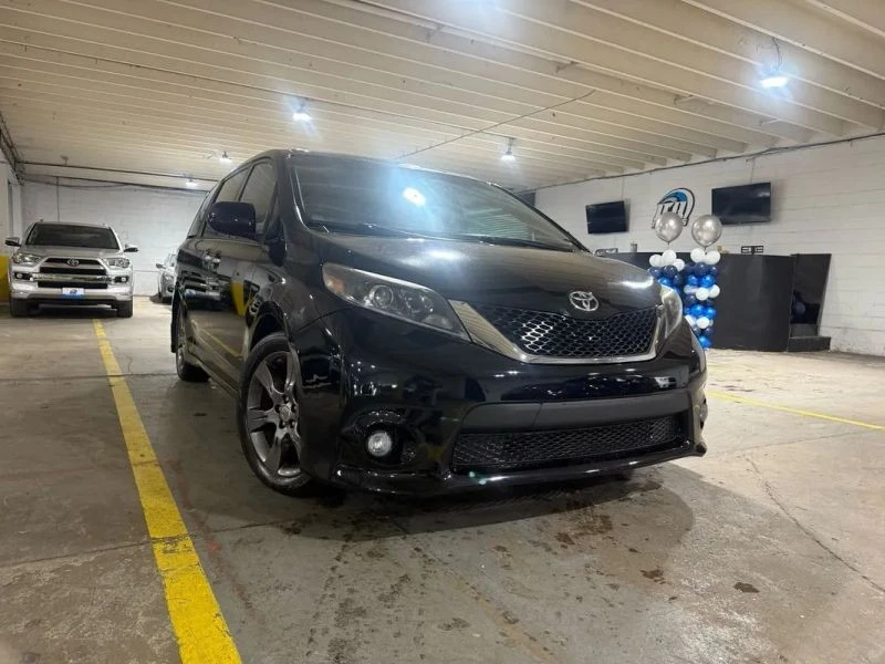 2016 Toyota Sienna 3rd Gen - Image 6 of 12