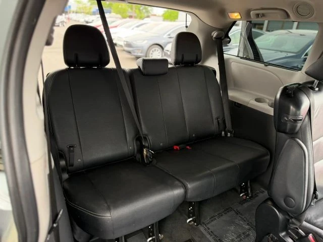 2016 Toyota Sienna 3rd Gen - Image 13 of 21