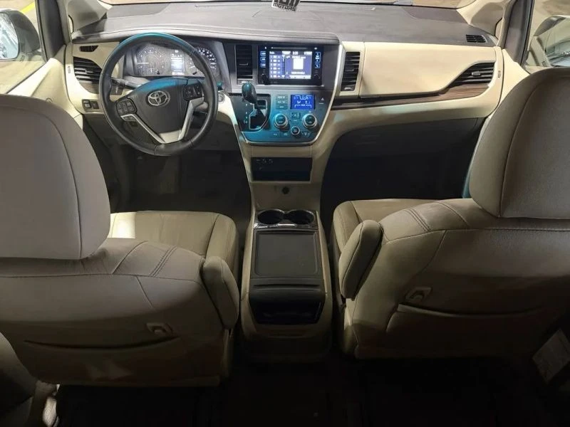 2016 Toyota Sienna 3rd Gen - Image 9 of 12