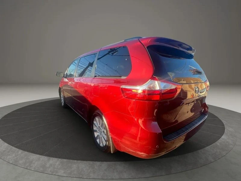 2016 Toyota Sienna 3rd Gen - Image 6 of 12
