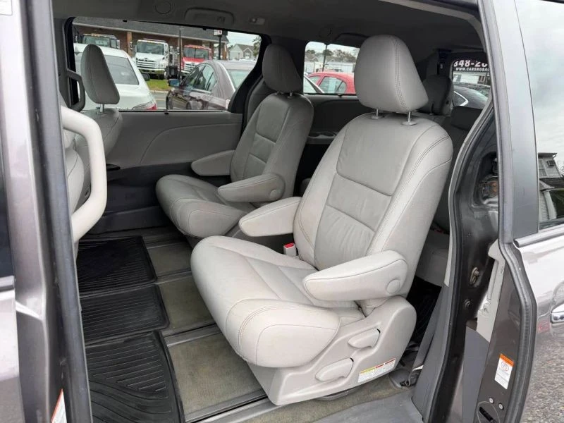2016 Toyota Sienna 3rd Gen - Image 12 of 12