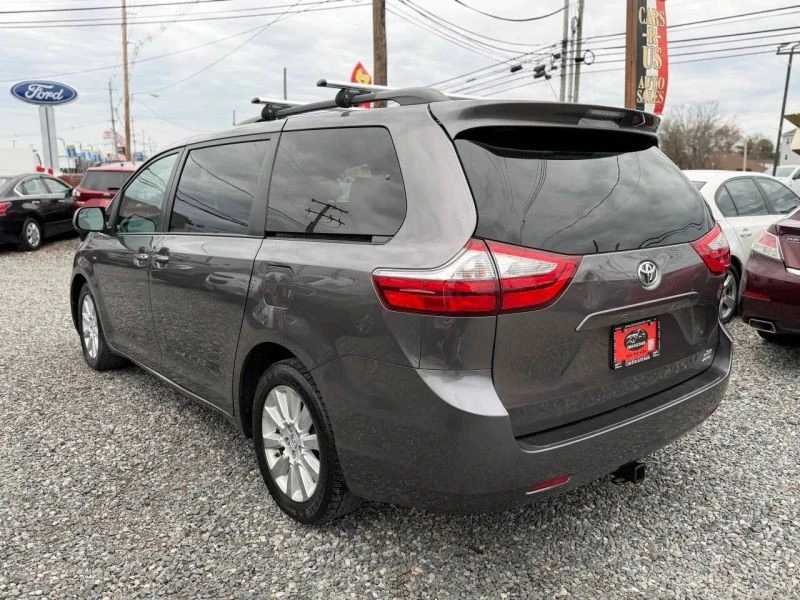 2016 Toyota Sienna 3rd Gen - Image 7 of 12