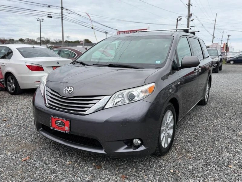 2016 Toyota Sienna 3rd Gen - Image 4 of 12