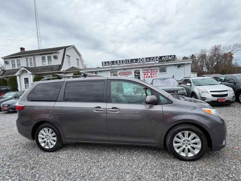 2016 Toyota Sienna 3rd Gen - Image 5 of 12