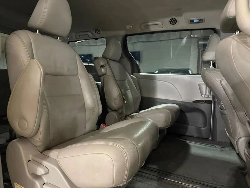 2016 Toyota Sienna 3rd Gen - Image 12 of 12