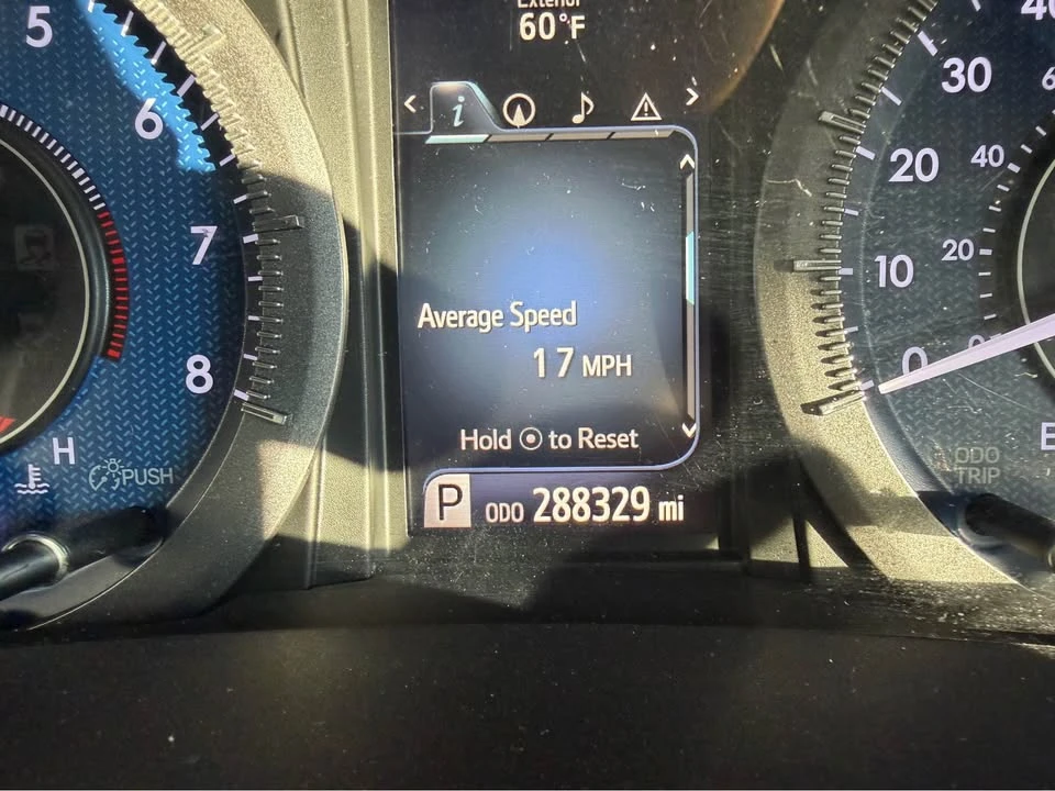 2016 Toyota Sienna 3rd Gen - Image 9 of 16