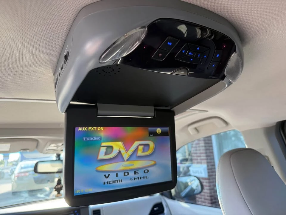 2016 Toyota Sienna 3rd Gen - Image 17 of 20