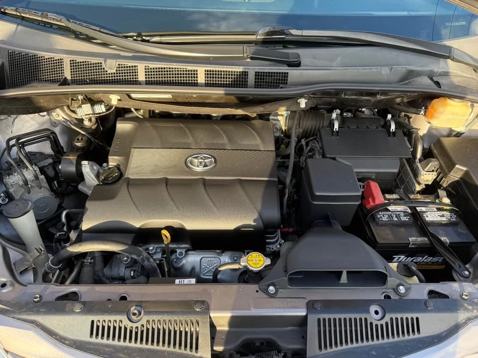 2016 Toyota Sienna 3rd Gen - Image 20 of 20