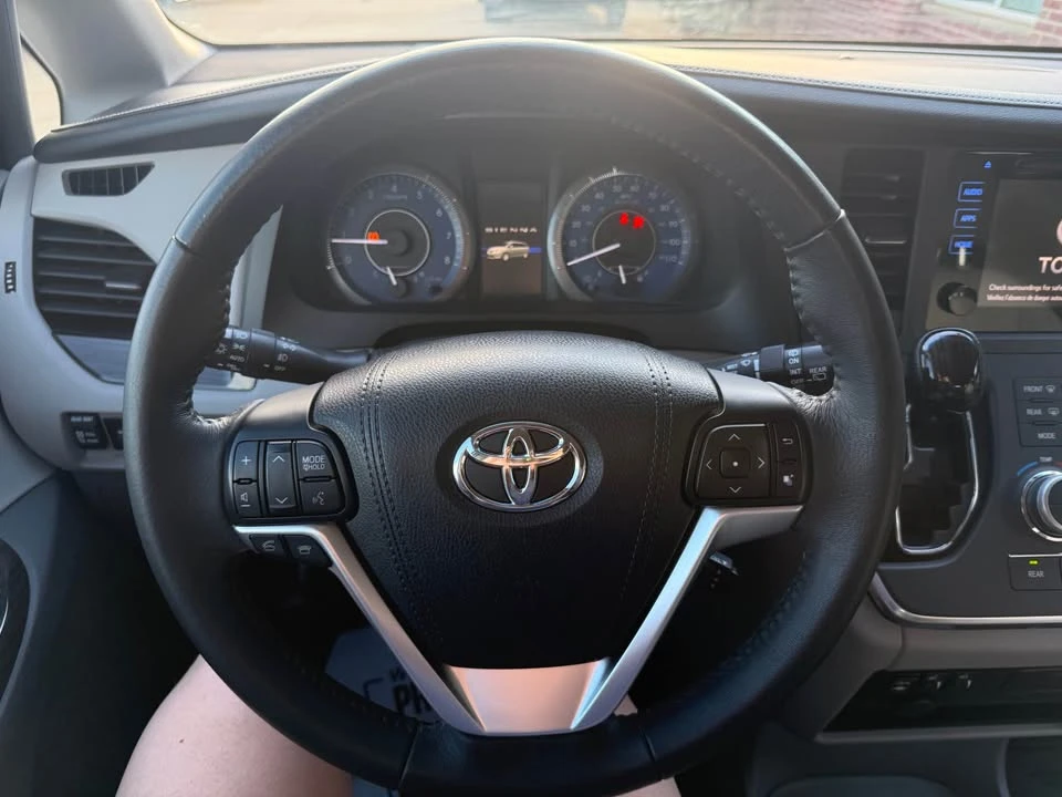 2016 Toyota Sienna 3rd Gen - Image 9 of 20