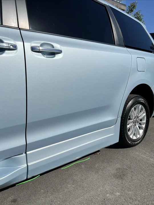 2016 Toyota Sienna 3rd Gen - Image 9 of 24
