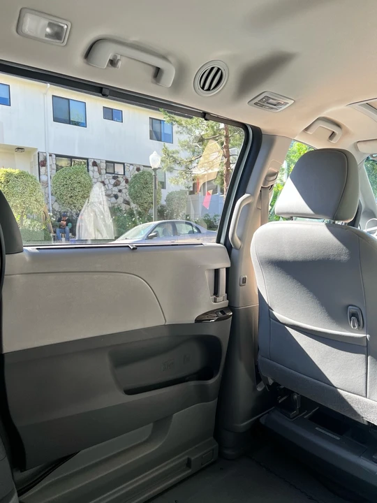 2016 Toyota Sienna 3rd Gen - Image 16 of 24