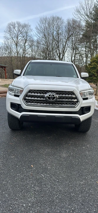 2016 Toyota Tacoma 3rd Gen - Image 4 of 13