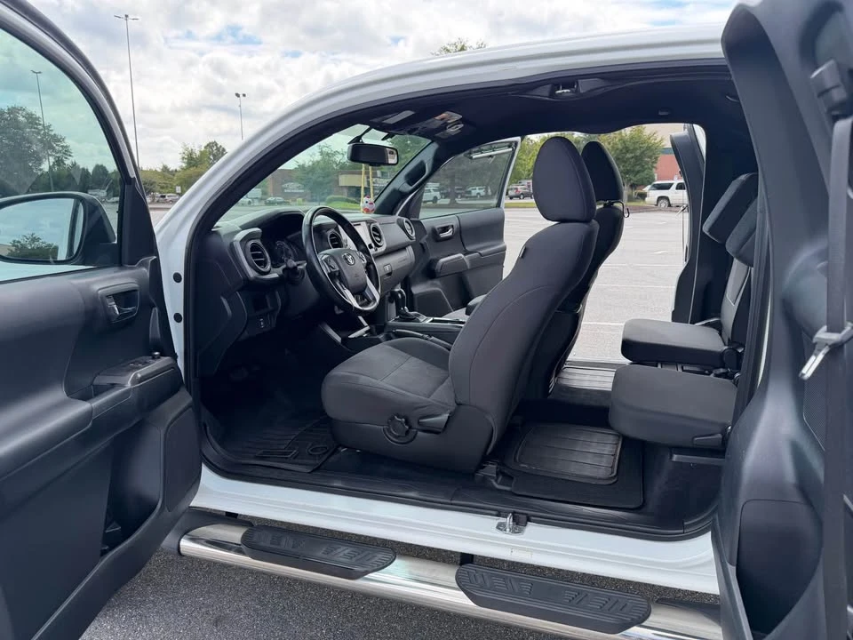 2016 Toyota Tacoma 3rd Gen - Image 11 of 15