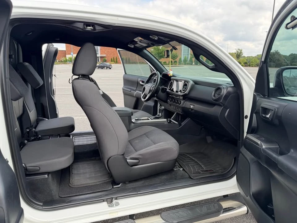 2016 Toyota Tacoma 3rd Gen - Image 13 of 15