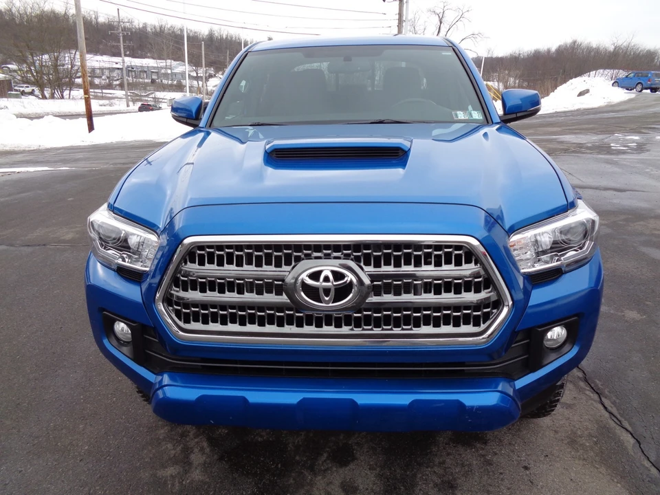 2016 Toyota Tacoma 3rd Gen - Image 9 of 21
