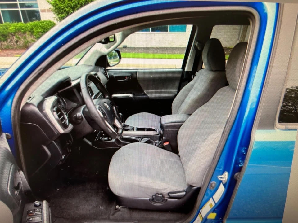 2016 Toyota Tacoma 3rd Gen - Image 7 of 10