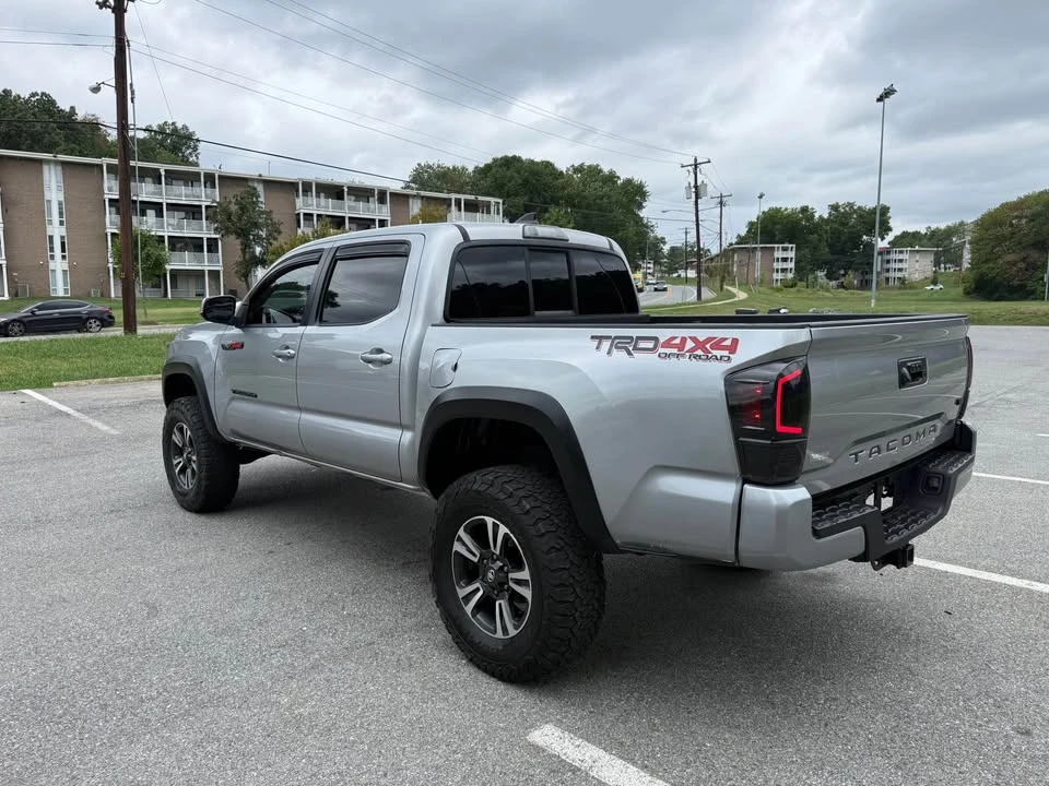 2016 Toyota Tacoma 3rd Gen - Image 8 of 15