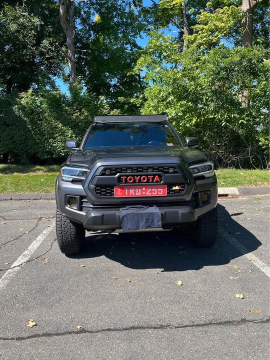 2016 Toyota Tacoma 3rd Gen - Image 2 of 4