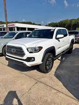 2016 Toyota Tacoma Double Cab TRD Off-Road Pickup 4D 5 ft