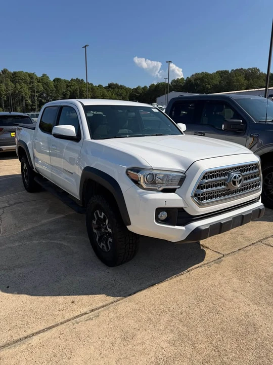 2016 Toyota Tacoma 3rd Gen - Image 2 of 12