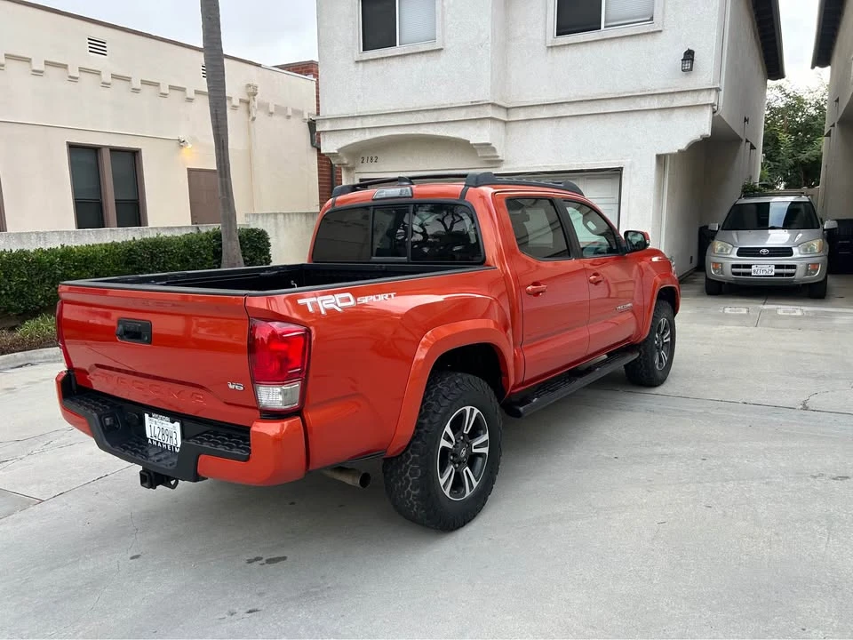 2016 Toyota Tacoma 3rd Gen - Image 7 of 10