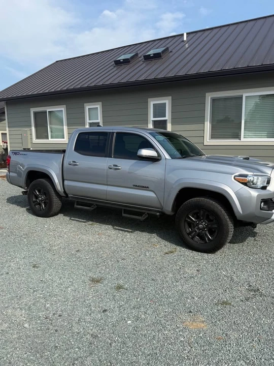2016 Toyota Tacoma 3rd Gen - Image 2 of 9
