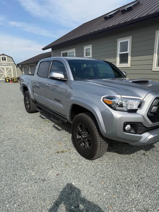 2016 Toyota Tacoma 3rd Gen - Image 8 of 9