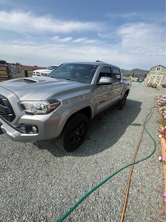 2016 Toyota Tacoma 3rd Gen - Image 3 of 9