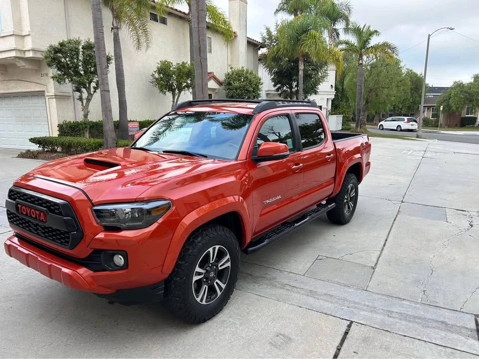 2016 Toyota Tacoma 3rd Gen - Image 2 of 10