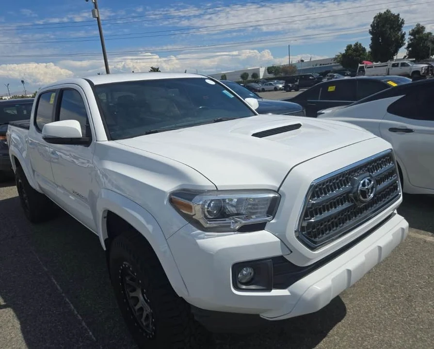 2016 Toyota Tacoma 3rd Gen - Image 3 of 13