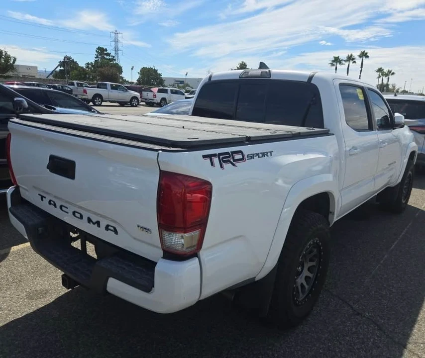 2016 Toyota Tacoma 3rd Gen - Image 9 of 13