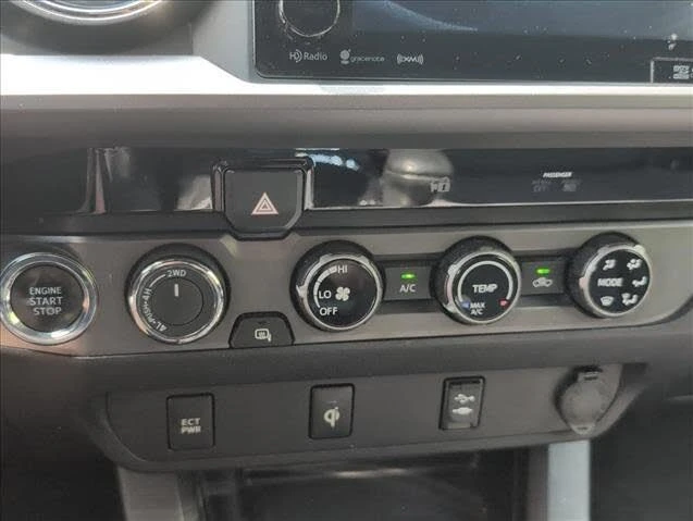 2016 Toyota Tacoma 3rd Gen - Image 16 of 20
