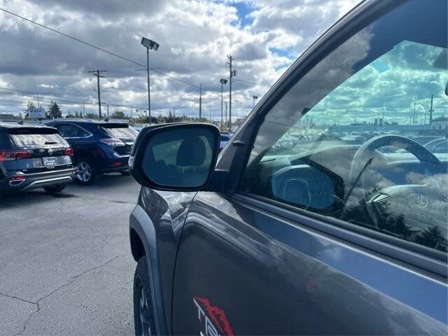 2016 Toyota Tacoma 3rd Gen - Image 19 of 19