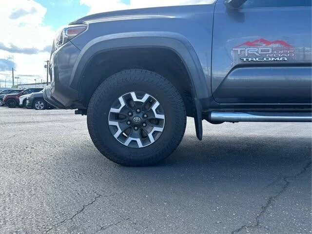 2016 Toyota Tacoma 3rd Gen - Image 18 of 19