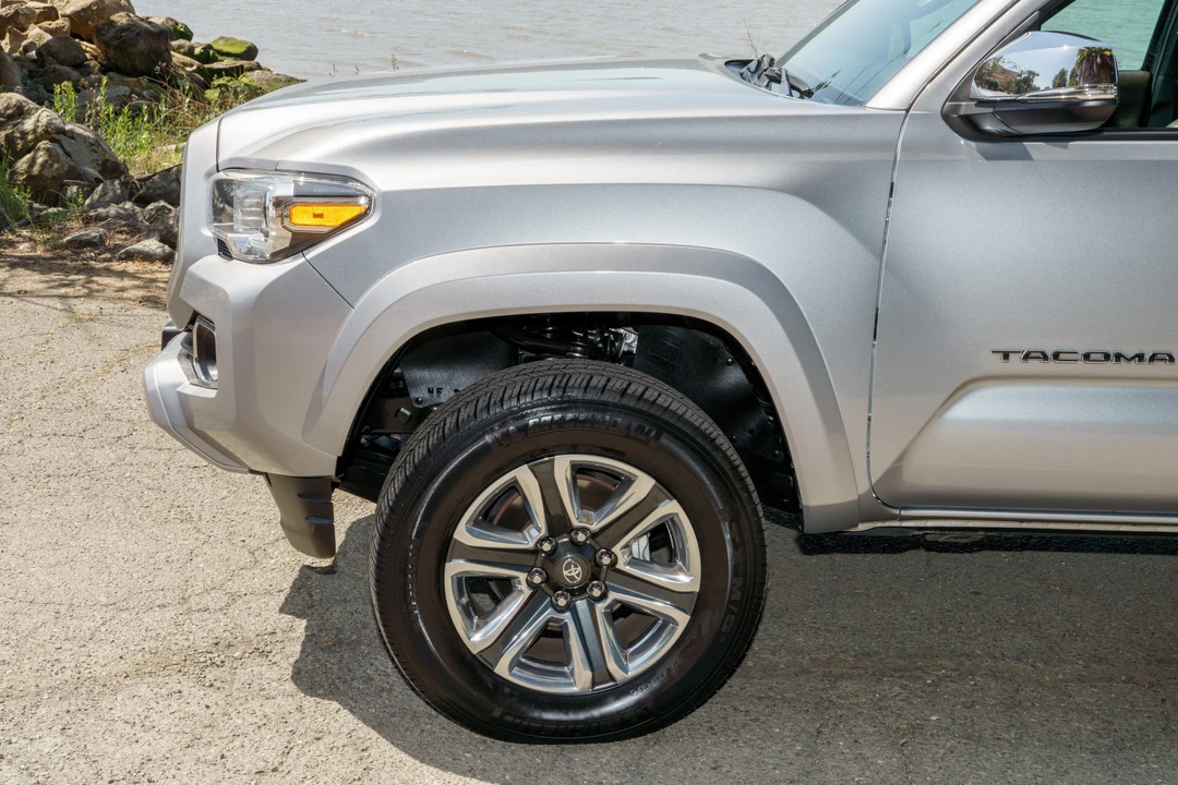 2016 Toyota Tacoma 3rd Gen - Image 17 of 31