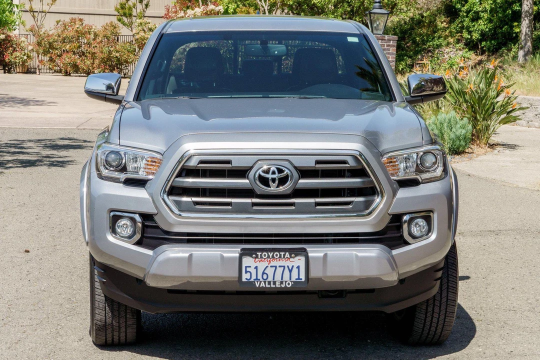 2016 Toyota Tacoma 3rd Gen - Image 2 of 31