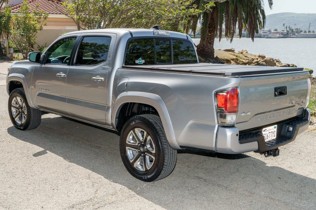 2016 Toyota Tacoma 3rd Gen - Image 4 of 31
