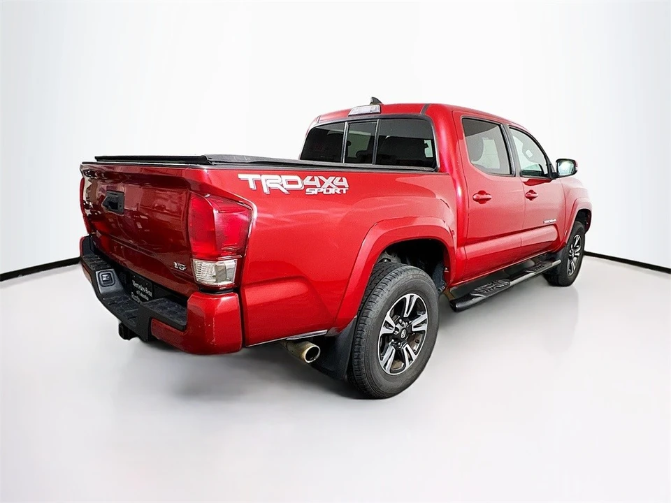 2016 Toyota Tacoma 3rd Gen - Image 7 of 12