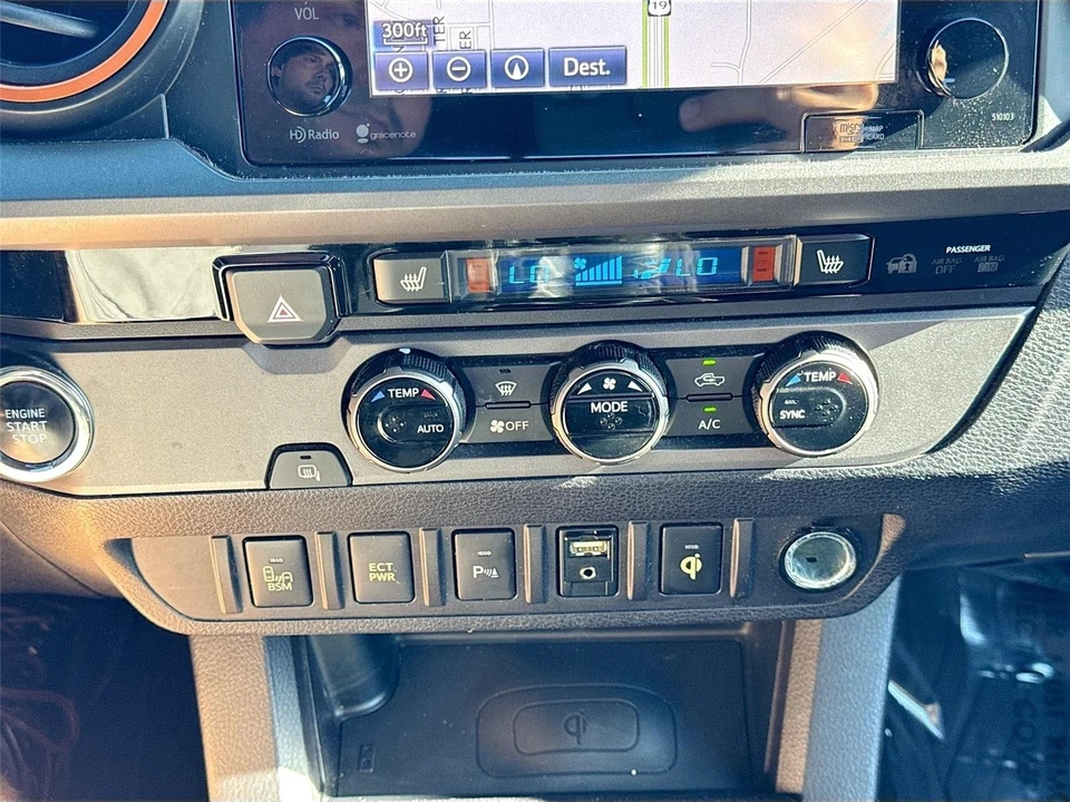 2016 Toyota Tacoma 3rd Gen - Image 16 of 21